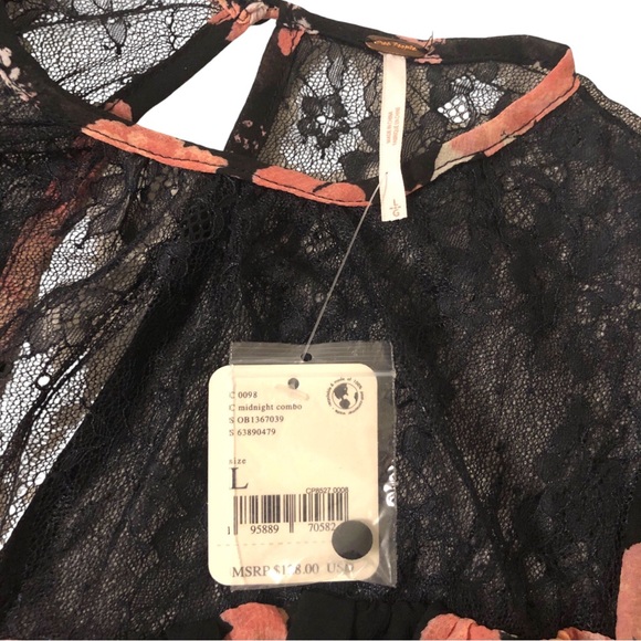 • New • Free People Daphne Blouse Black Floral NWT Multi-Winner Host Pick - Picture 9 of 15